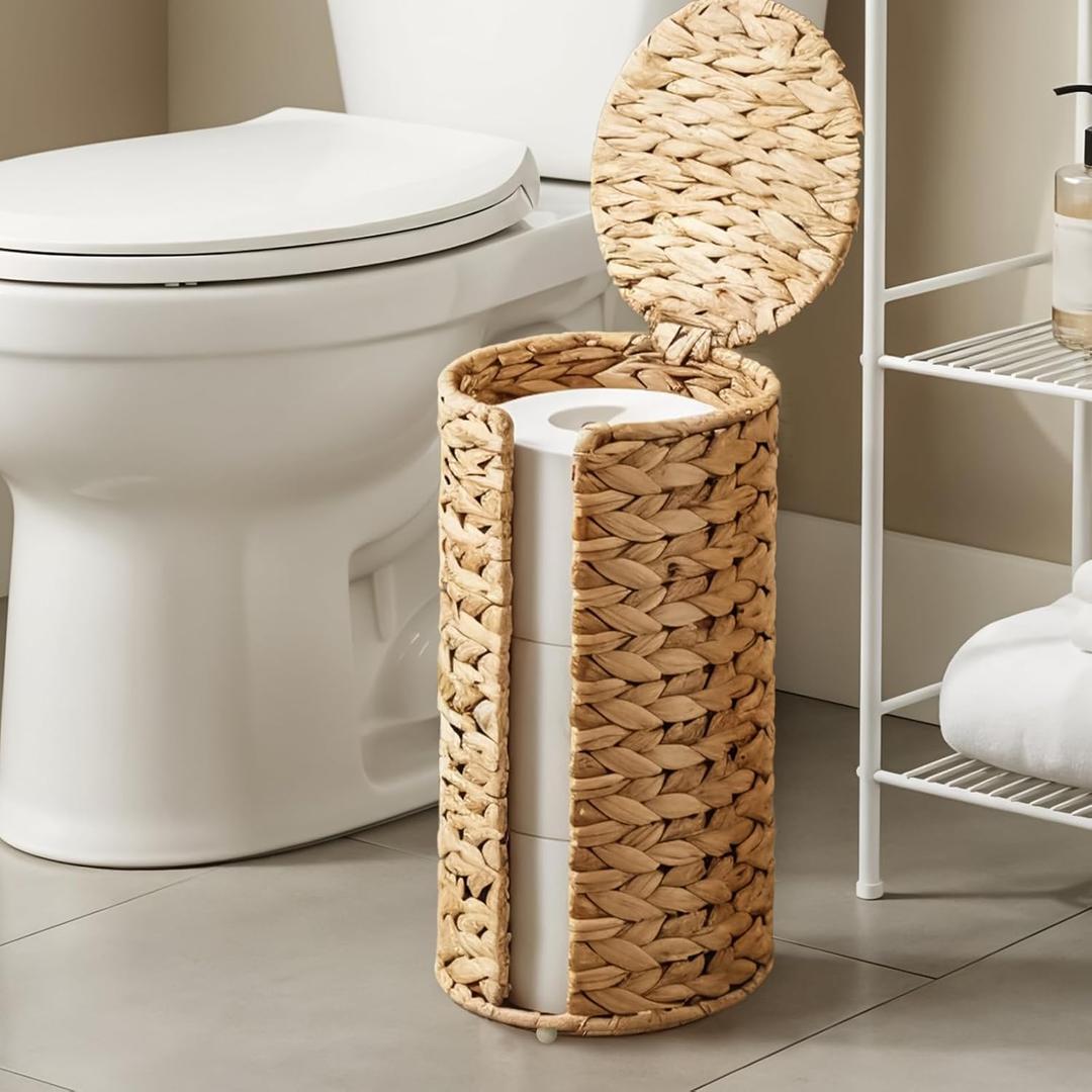 Water Hyacinth Free Standing Toilet Paper Holder Stand for Bathroom, 3 Rolls up to 5 Toilet Roll Holder Stand Storage with Lid, Decorative Boho Toilets Tissue Holders, for Bathroom and Under Sink