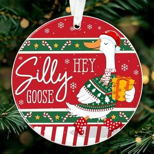 ZAGKOO Christmas Goose Ornament - Goose Gifts for Men, Women - Funny Duck Gifts for Duck Lovers, Farm Animal Christmas Ornaments Exchange Ideas - Acrylic Xmas Ornament Holiday Decorations 2025