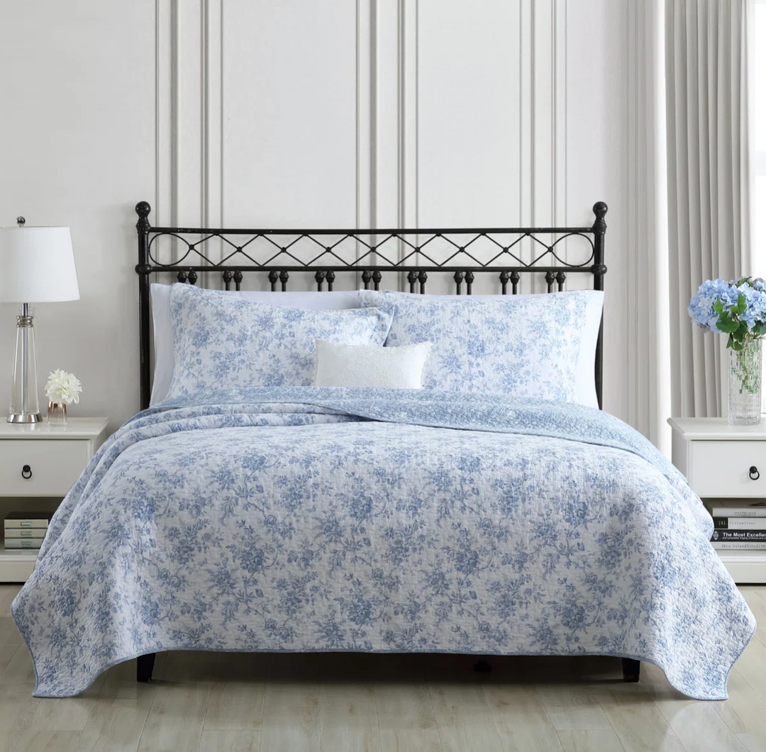 Laura Ashley Walled Garden Cotton Reversible Quilt Set (Twin XL)