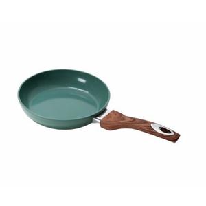 FF GREEN WOOD HANDLE FRYING PAN 8IN
