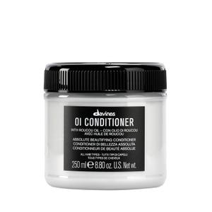 Davines OI Conditioner, Rich Creamy Hydrating Conditioner for All Hair Types - Accelerates Drying, Protects Structure & Adds Shine with Antioxidant Roucou Oil - Softens & Detangles, 8.45 Fl Oz