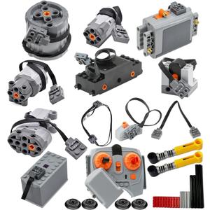 SEEMEY 32Pcs Power Function Kit Set Motor Battery Infrared-Remote-Control Receiver Train Adjustable Speed Motor Parts, Motor Power Change Parts Compatible with mainbrands Technic-Parts