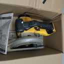 DEWALT 20V MAX Circular Saw, Cordless Sidewinder Style Portable, 6-1/2-Inch Blade, 5150 RPM, 0-50 Degree Bevel Capability, Battery Not Included (DCS391B)
