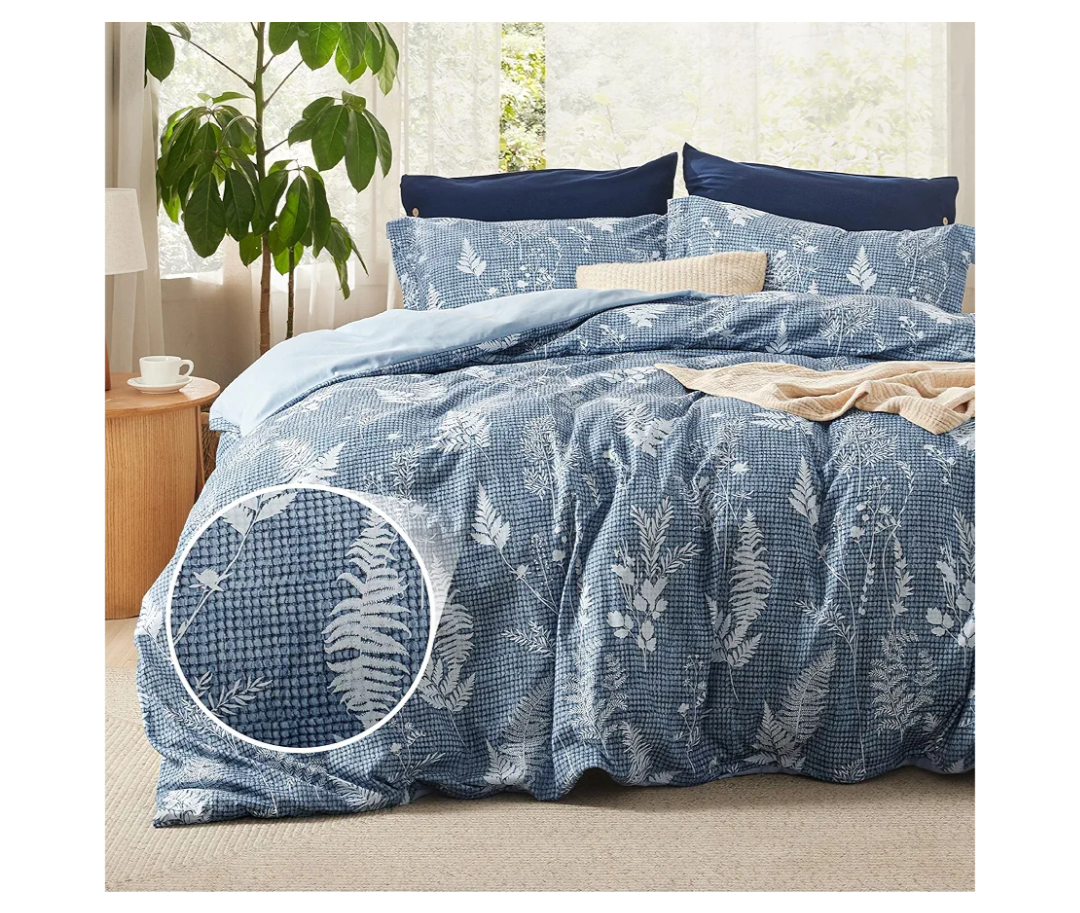 Bedsure Duvet Cover Queen Size - Reversible Waffle Floral Duvet Cover Set with Zipper Closure, 3 Pieces Blue Bedding Set with 8 Corner Ties and 2 Pillow Shams 20"x26"