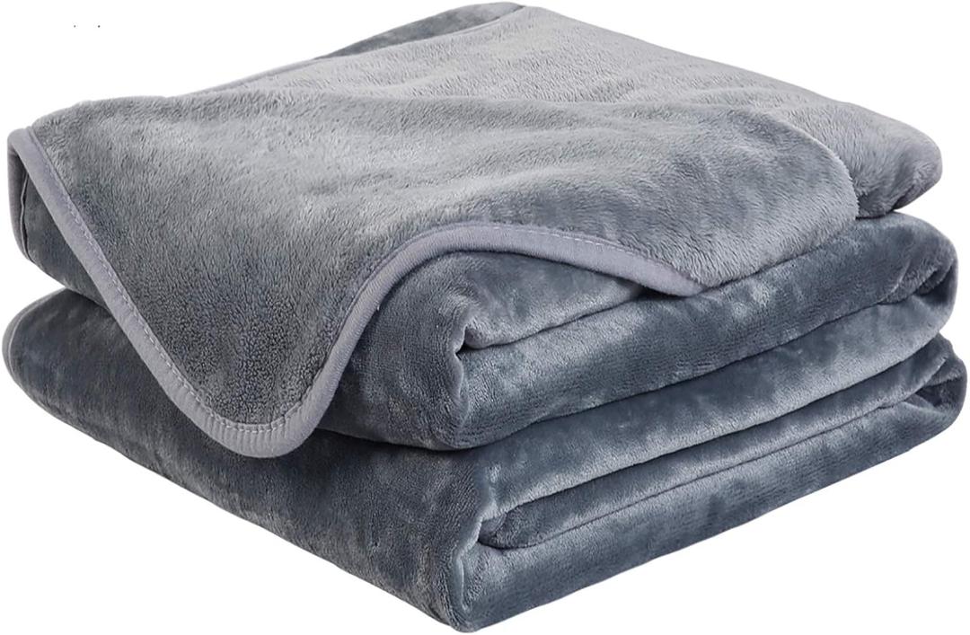 Soft King Size Blanket All Season Warm Fuzzy Microplush Lightweight Thermal Fleece Blankets for Couch Bed Sofa,90x108 Inches,Gray