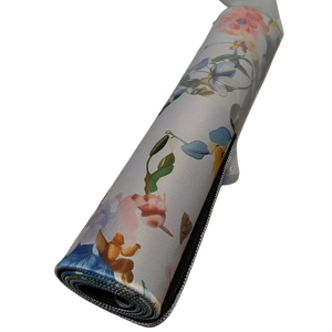 Tropical Parrot Gaming Mouse Pad, Office Desk Mat, Anti-Slip Rubber Base Cool Aesthetic Mouse Pads for Computer Laptop Keyboard School Home Desktop Gamer Home Accessories Decor 31.5" x 11.8"