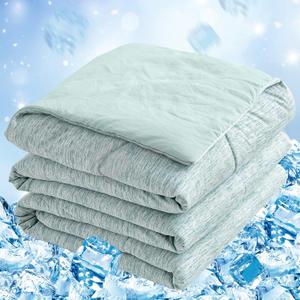 CHOSHOME Cooling Comforter Queen Size, Cooling Blanket with Q-Max 0.45 Arc-Chill Cooling Fiber for Hot Sleeper and Night Sweats, Cool Soft Thin Breathable Summer Comforter for Bed, (90" x 90", Green)