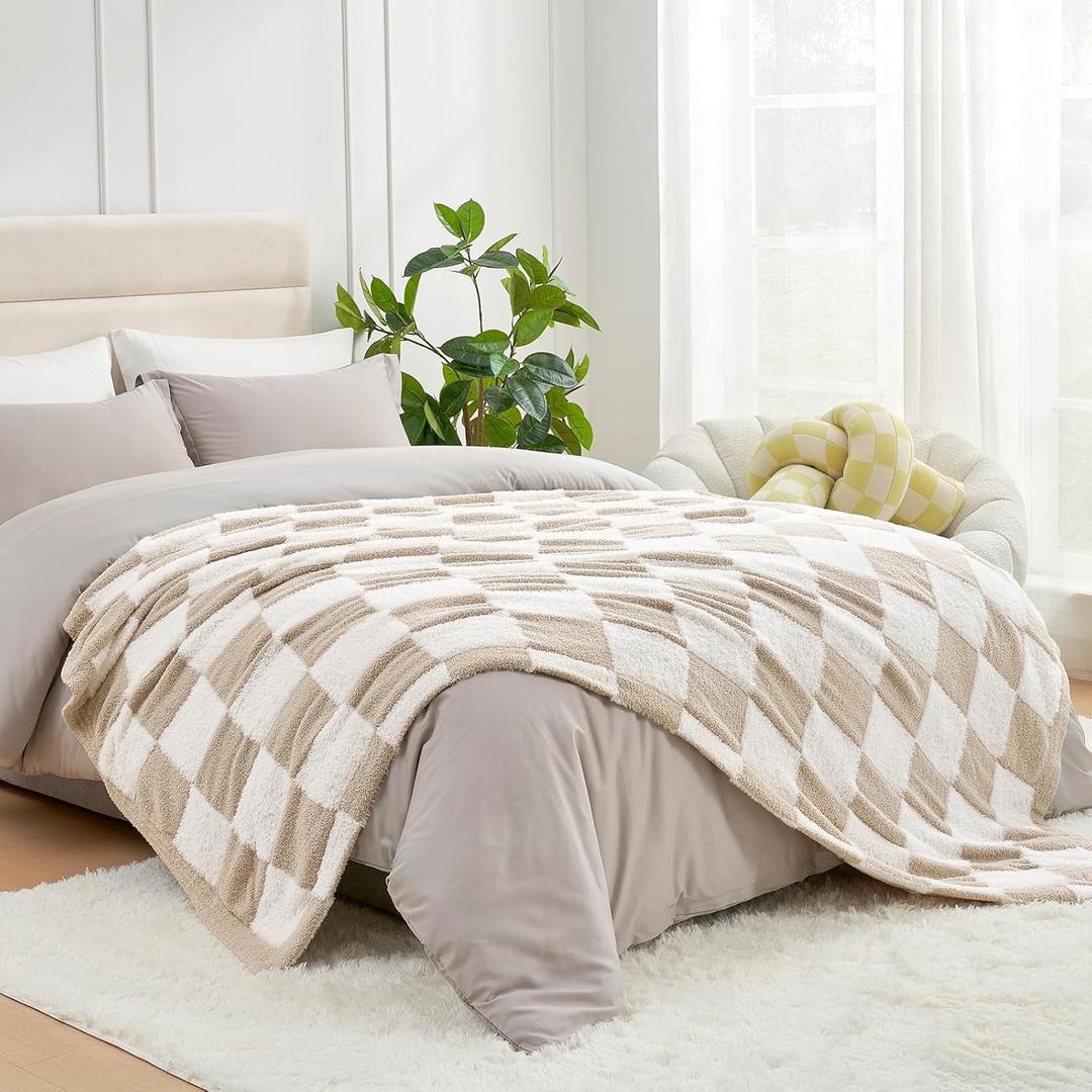 Snuggle Sac Checkered Throw Blanket Faux Fur Microfiber Blankets for Couch, Cozy Soft Warm Blanket for Sofa Bedroom Living Room, Beige Checker, 60x80 inches (Twin(60"x80"), Beige White)