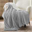 Bedsure Sherpa Throw Blanket for Couch - Super Soft, Cozy Fleece Thick Warm Blanket for Winter, Gentle Soft Plush & Fluffy Throw Gift for Women, Room Decor, Grey, 50x60 Inches