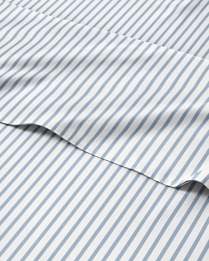 Striped Sheets - Blue & White Striped Sheets - 1 Flat & 1 Fitted & 2 Pillowcases w/ Deep Pockets Comfy, Wrinkle & Fade Free - Soft, Breathable & Cooling - Luxury Pinstripe Bedding - King Size Set