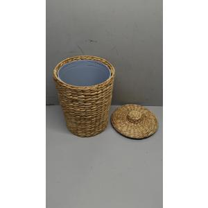 3 Gallons Wicker Woven Waste Basket with Lid - Water Hyacinth Trash Can for Office Garbage - Handwoven WasteBaskets for Bedroom, Bathroom, Kitchen, Living Room - Seagrass Storage Trashcan Boho (10" L x 10" W x 15" H, Natural)
