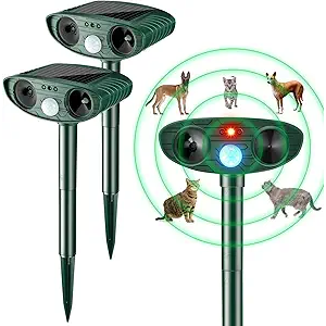 Ultrasonic Animal Repellent Outdoor Solar Powered Repeller Deterrent Waterproof Motion Sensor Animal Deterrent (2, Green)