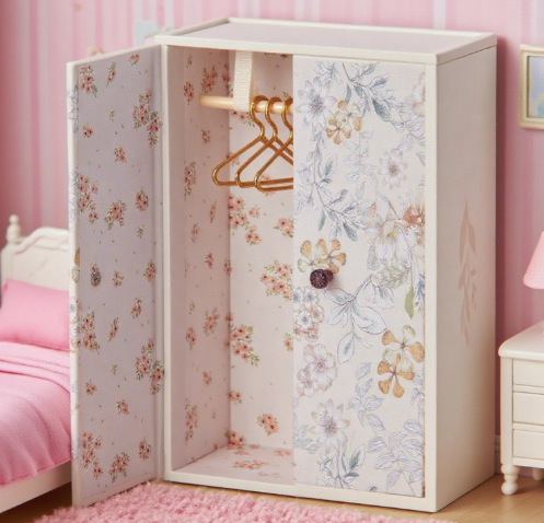 Minamzee 1/12 Dollhouse Wardrobe Closet, Miniature Wooden White Flower Pattern Wardrobe with 3Pcs Clothes Hangers, Magnetic Double Doors Dollhouse Closet for Bedroom Livingroom Furniture Accessory