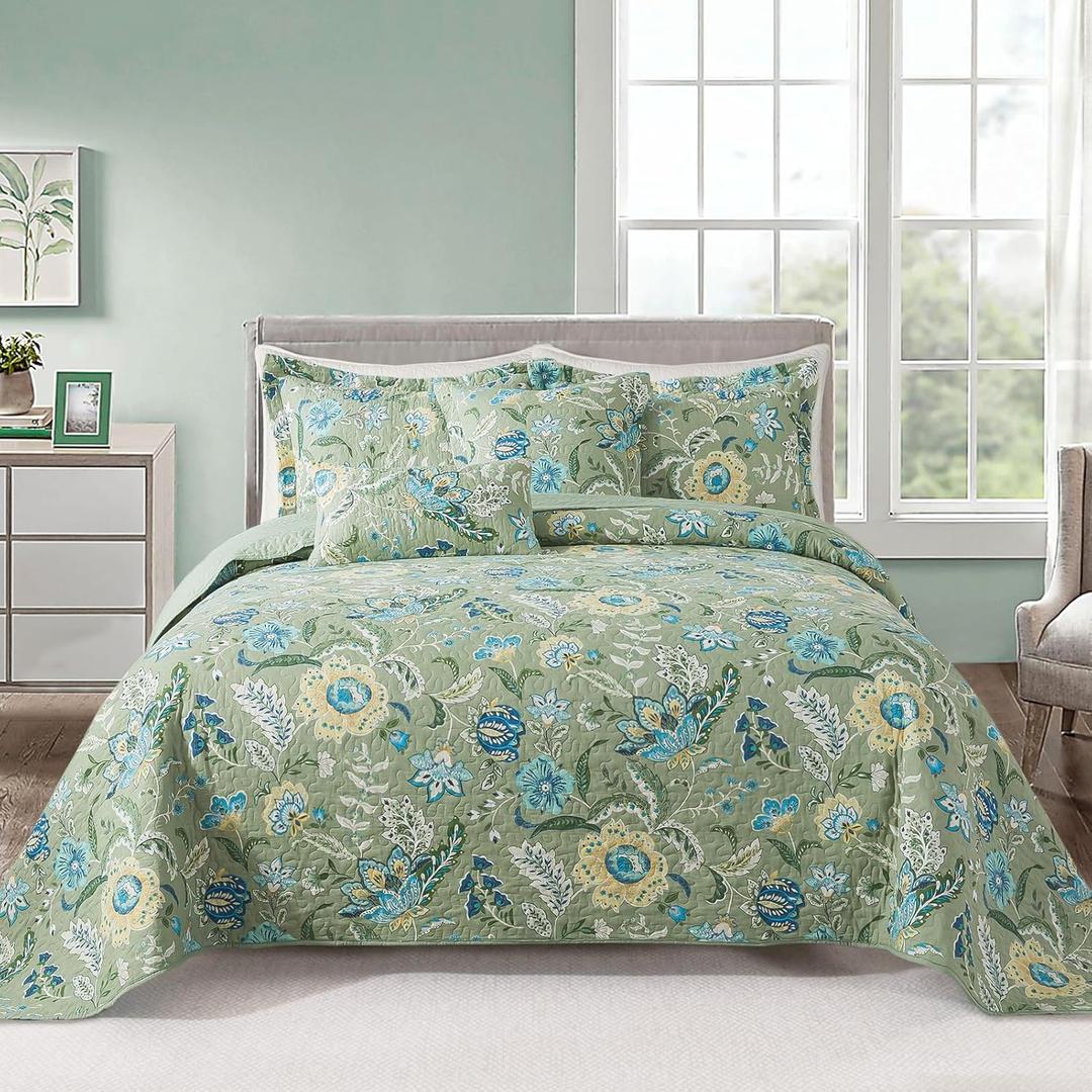 VAPUTAR California King Quilt Bedding Set - Cotton Bedspreads Oversized King Size (108 x 118 inch) with Floral Pattern, Farmhouse Lightweight Quilt Suitable for All Season (3 Pieces, Olive Green)