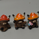 Geelin 3 Pcs Christmas Highland Cow Figurines Decor with Mushroom Welcome Highland Cow Gnomes Scottish Resin Statue Calf Lovers Gifts for Xmas Farmhouse Home Garden Bathroom Kitchen Office Table