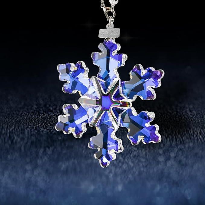 2023 Snowflake Crystal Christmas Ornaments Elegant Decor for Winter New Year Holiday Christmas Star Hanging Pendant Decor with Gift Box, Count of 2