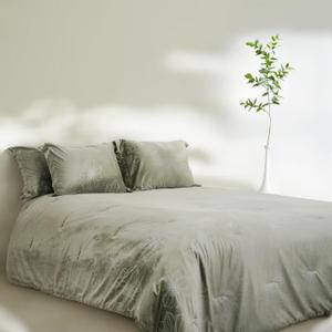 Comforter Set Queen Size, Floral Velvet Comforter with Soft Brushed Microfiber Reverse, All Season Cozy Velvet Bedding Sets, Fluffy Comforter Bed Set, Matching 2 Pillowcase, Olive/ 3 Piece