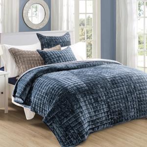 RECYCO Luxury Velvet Quilt Set Full Queen Size Bedding Sets, Ultra Soft Velvet Comforter Set, Lightweight Channel Box Stitch Oversized Bedspread Coverlet for All Season, with 2 Shams, Stormy Blue