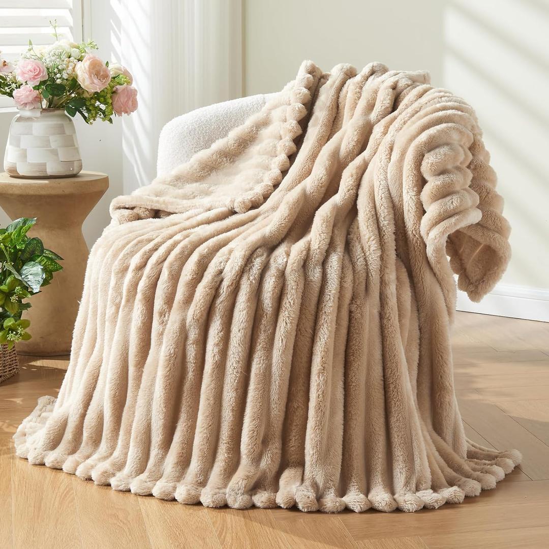 NEWCOSPLAY Super Soft Throw Blanket Brown Premium Silky Flannel Fleece 3D Ribbed Jacquard Lightweight Bed Blanket All Season Use (Brown Ribbed, Throw(80"x60"))