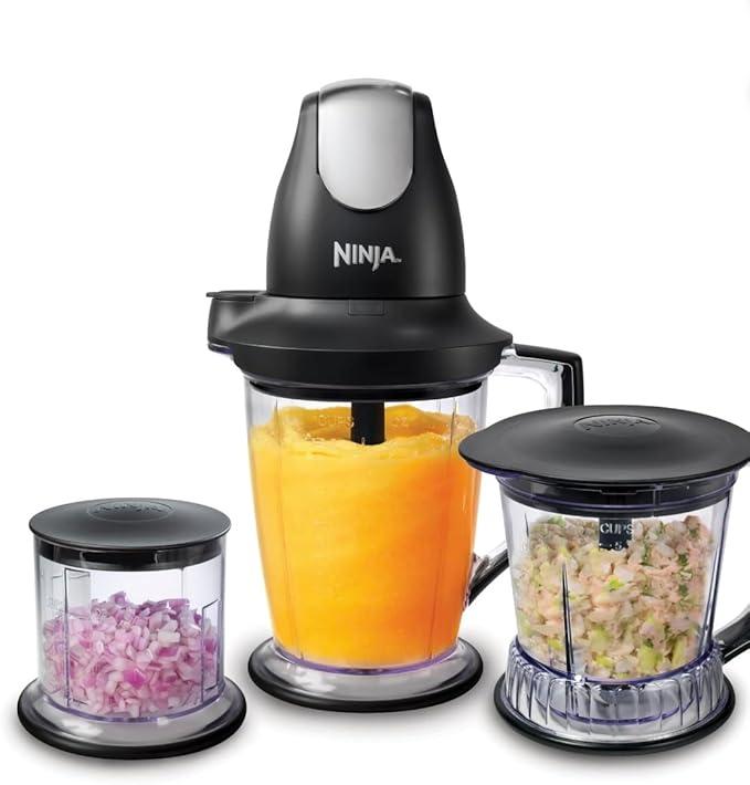 Ninja Blender Master Prep Food Processor with 450 Watt Base, 48oz Pitcher, 16oz Chopper Bowl, and 40oz Processor Bowl for Shakes, Smoothies, and Meal Prep, Black (QB1004)