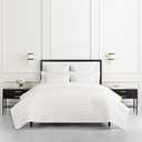 kate spade new york Noel King Quilt Bedding Set, 200 Thread Count and 100% Cotton Cover, All Season 3 Piece Reversible Bedding Set, Machine Washable, Marshmallow