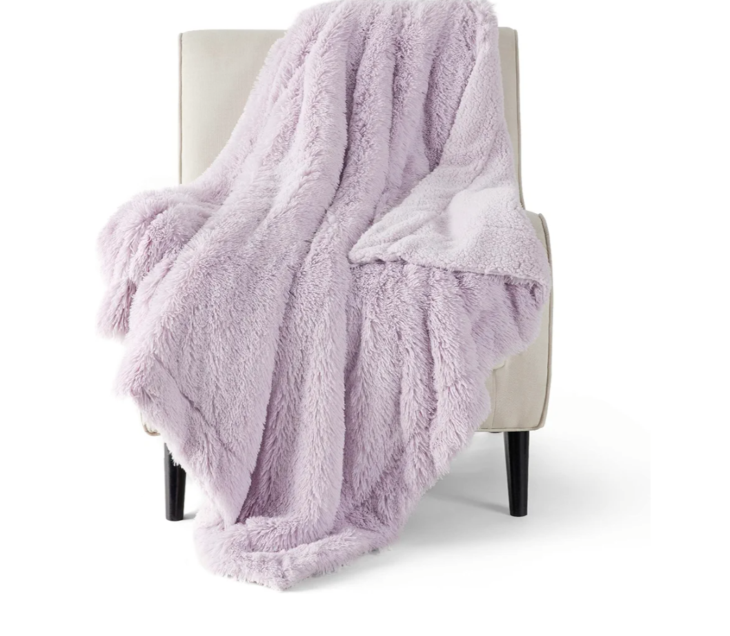 Bedsure GentleSoft Fuzzy Sherpa Faux Fur Twin Blanket Lavender Purple Cozy Gifts for Women Men, Soft Fleece Plush Warm Thick Blanket Twin Size for Bed, Room Dorm Essentials Purple Decor Gifts, 60x80