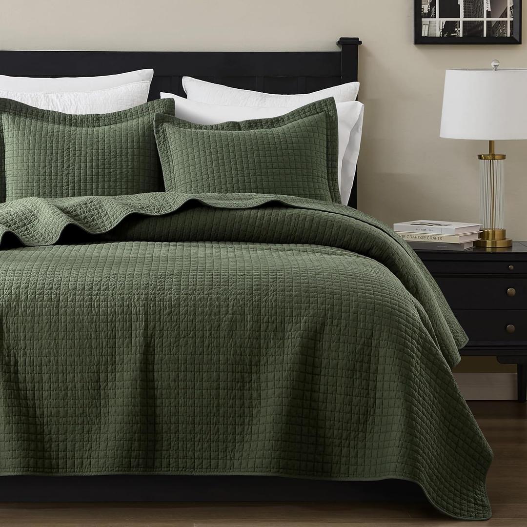 WDCOZY 100% Cotton King Size Quilt Set - Olive Green Box Pick Stitch Soft Lightweight Bedspread, Textured Like Linen, Farmhouse Country Rustic Coverlet, Shabby Chic Gauze Bedding, 3 Pieces