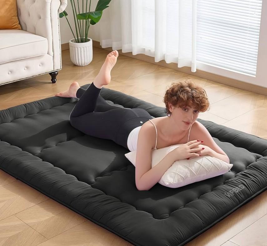 VIPBED Japanese Floor Futon Mattress Twin Size 38"x 80", 2.5'' Thick Foldable Roll Up Floor Bed Sleeping Pad, 25D Foam Filled Tatami Mat with Straps for Guest Room, Dormitory & Camping, Classic Black