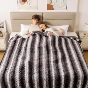 Bearhug Electric Blanket King Size 100" x 90" Dual Controllers Heated Blanket, 10 Heat Settings, 1-12 Hour Auto Shut-Off, Faux Fur & Sherpa Dual-Sided, Machine Washable, Gift-Ready Elegant Packaging (Cocoa Fade Stripe)