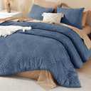 Litanika Oversized Queen Comforter Ocean Blue, 3 Pieces Tufted Boho Farmhouse Bedding Comforter Set, Lightweight Fluffy All Season Comforter Set (98x98In Comforter & 2 Pillowcases)