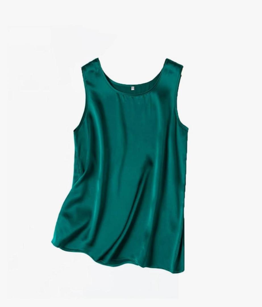 Zeagoo Silk Satin Tank Tops for Women Scoop Neck Sleeveless Camisole Tops 2025 Summer Basic Blouses, M-L