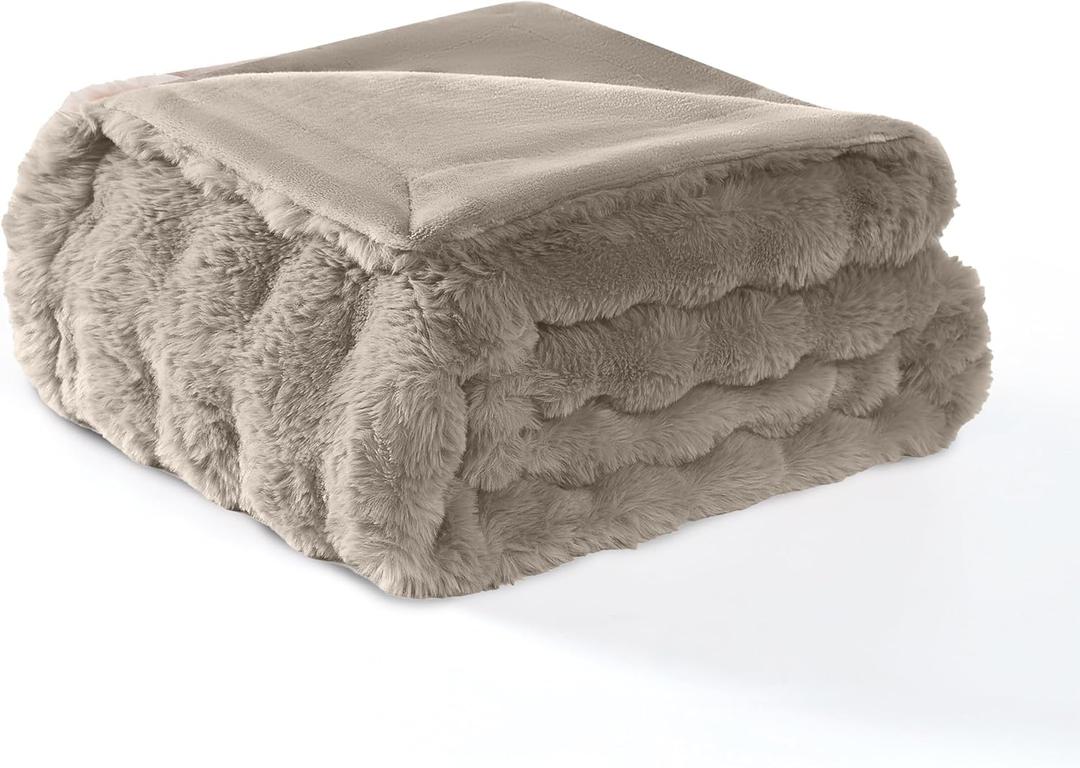 Modern Threads Water-Resistant Faux Rabbit Fur Pet Blanket for Dogs & Cats  Ultra-Soft Couch, Bed & Crate Protector, 30x40 Brown