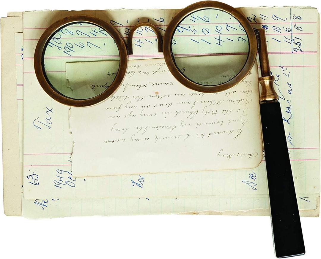 Creative Co-Op Brass Framed Spectacle Magnifying Glass, Black