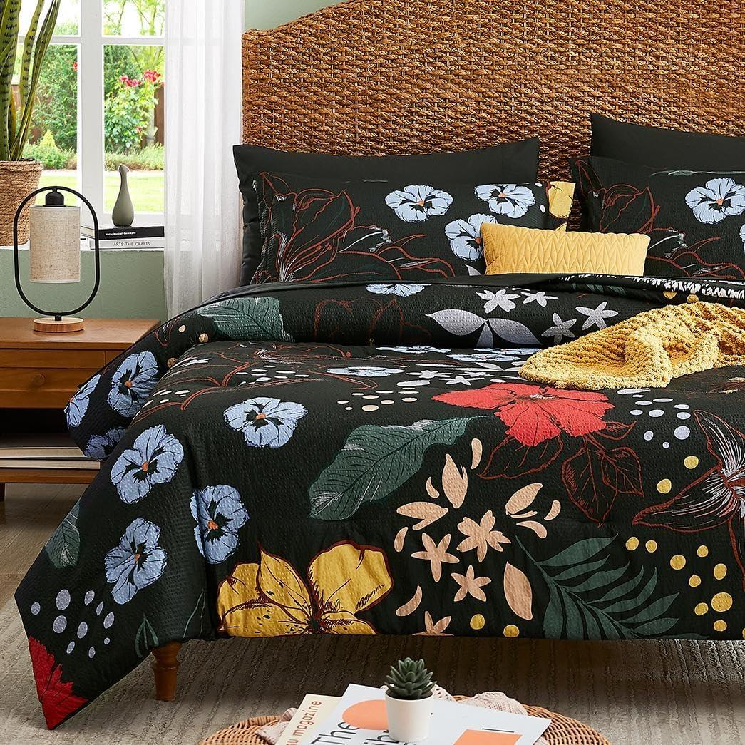 CASAAGUSTO Full Comforter Set, 7 PCS Black Floral Comforter Set with Flowers Leaves Pattern, Soft Seersucker Design All Season Full Size Bedding Set (80"X90")