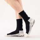 4 pairs of men's sports socks non-slip shock-absorbing (One Size, White + Black + Red + Blue)