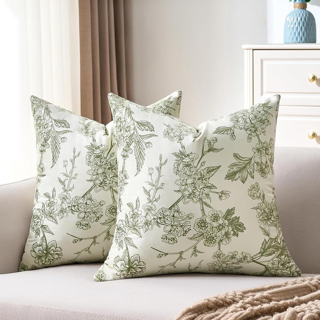 Sage Green Pillow Covers 18x18 Inch Outdoor Spring Summer Velvet Floral Vintage Flower Pillowcase Rustic Farmhouse Soft Square Cushion Covers Set of 2 for Couch Bed Sofa Home Decor