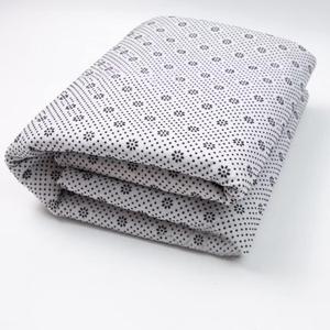 Felt point plastic non-slip cloth for rug and car seat cushion, pet nest, rugmaking backing fabric for carpet tufting gun,anti-skid back cloth fabric plum blossom silicone point non-woven base fabric (2*1.8m, White)