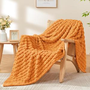 BEDELITE Burnt Orange Blanket Twin Size for Bed- Super Soft Lightweight 3D Checkered Fluffy Fuzzy Fleece Blanket, Luxurious Plush Cozy Blanket for Room Home Decor, Gift for Women, 60x80 inches