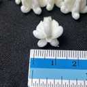 100 PCS Medium White Crown Flower Clay Beads (06) for Jewelry Making DIY Craft Supplies 14 mm