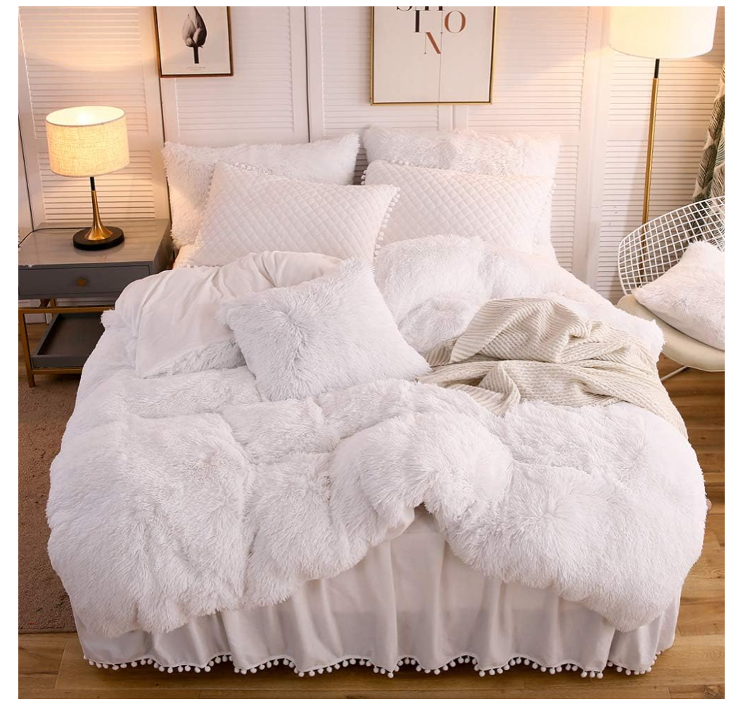 LIFEREVO Luxury Plush Shaggy Duvet Cover Set, Soft Velvet Fluffy Furry Duvet Cover Set(1 Faux Fur Fuzzy Comforter Cover + 2 Pom Poms Pillowcases) Solid Bedding Set, Zipper Closure(Full/Queen, White)