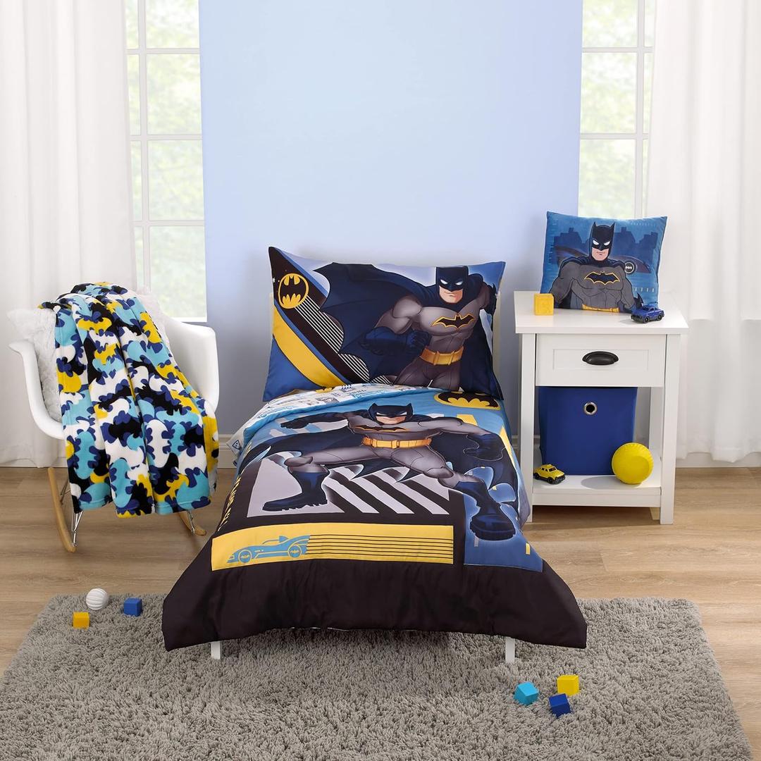 Warner Brothers Batman The Caped Crusader Navy, Gray, and Yellow Bat-Signal 4 Piece Toddler Bed Set - Comforter, Fitted Bottom Sheet, Flat Top Sheet and Reversible Pillowcase