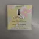 Clinique Stay-Matte Sheer Pressed Powder For Oily Skin Types | Sheer Coverage + Matte Finish | Minimizes Shine (AB Stay Buff 01)