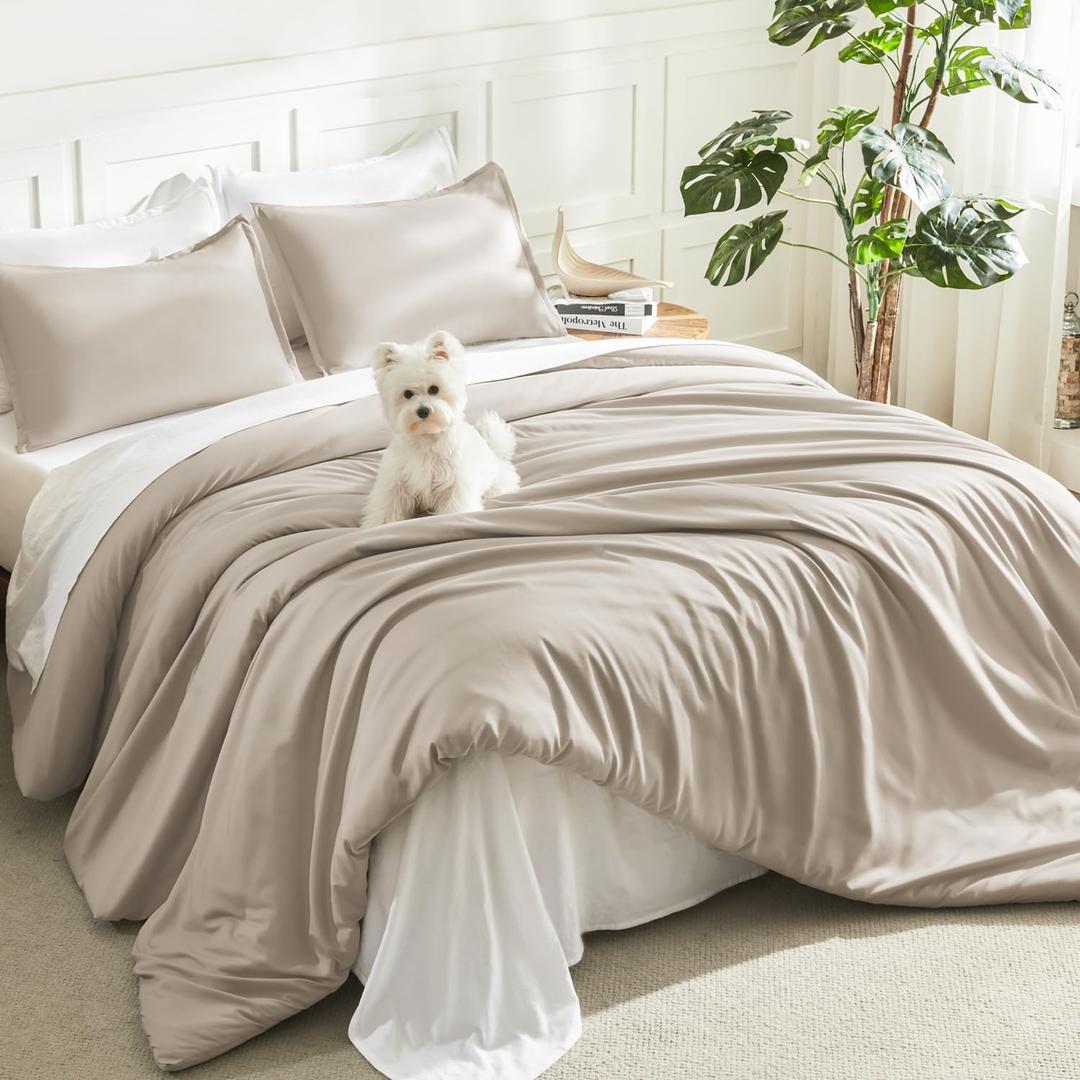 Litanika Oversized King Comforters Oatmeal Super King Plus Size, 3 Pieces Lightweight Solid Bedding Comforter Set, All Season Fluffy Bed Set (128x120In Comforter & 2 Pillowcases)