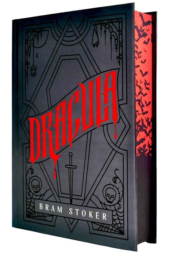 Dracula: A Deluxe Hardcover Collector's Edition of the Bestselling Vampire Classic
