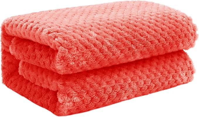 Fleece Throw Blanket, Super Soft and Warm Blankets for Couch, Sofa and Bed Waffle Textured, Cozy, Fuzzy and Lightweight