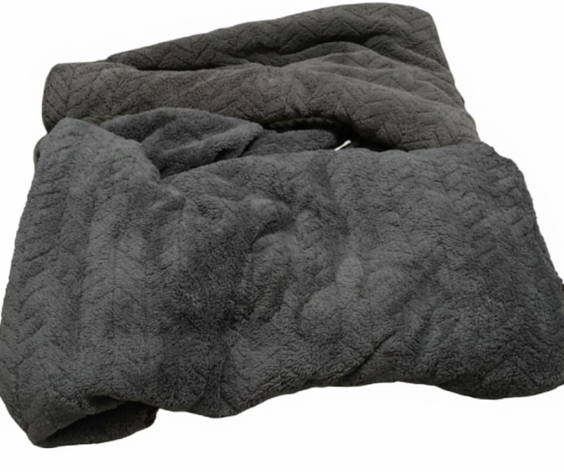 2 Grey Blankets