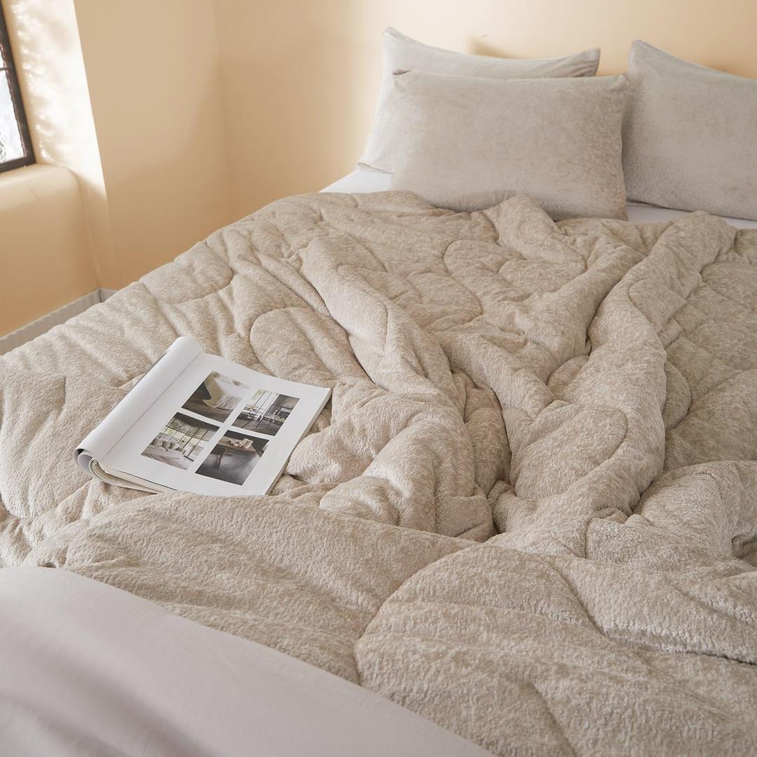 Twin Size Comforter Sets - Double-Sided Cozy Super Soft Breathable Lightweight Comforter for All Season, 2Pcs Microfiber Bed Comforter Twin Size Bedding Set, Beige 68"x86"