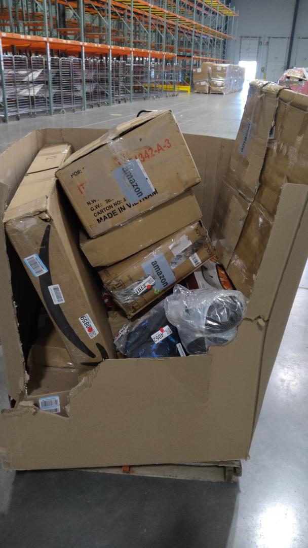 Pallet of Salvage Items