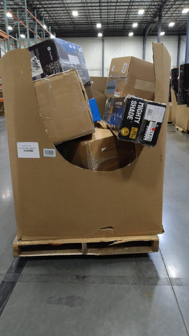 Pallet of Salvage items