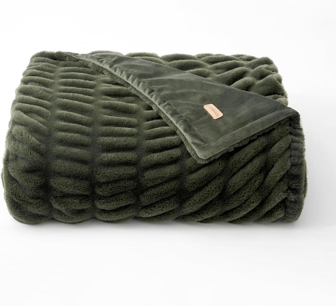 EVERGRACE Luxurious Soft Faux Rabbit Fur Throw Blanket, Cozy Fuzzy Plush Warm Throws for Couch Bed Sofa Chair Home Decor, Ruched Bubble Fluffy Blanket with Reversible Velvet, 50" x 60", Loden Green